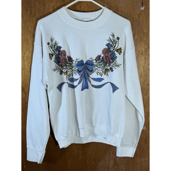 Fruit of the Loom Sweaters - Vintage Floral Flower‎ Sparkle Crewneck Sweater Sweatshirt Women’s Medium M USA